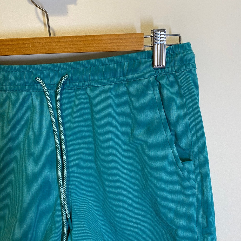 Athleta Marin 5" Board Shorts Women XS Teal Blue Excellent Striped Swim Trunks